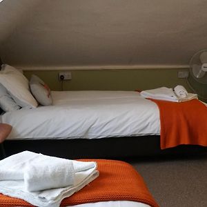 Twin Room Attic